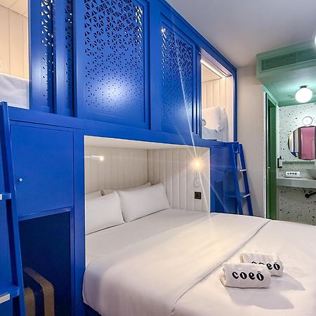 Coeo Hernan Ruiz Rooftop Pool Hostel Malaga Exterior photo