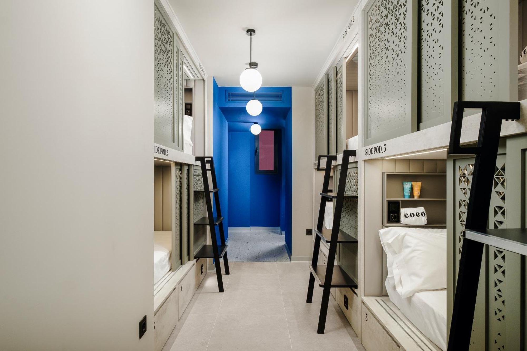 Coeo Hernan Ruiz Rooftop Pool Hostel Malaga Exterior photo