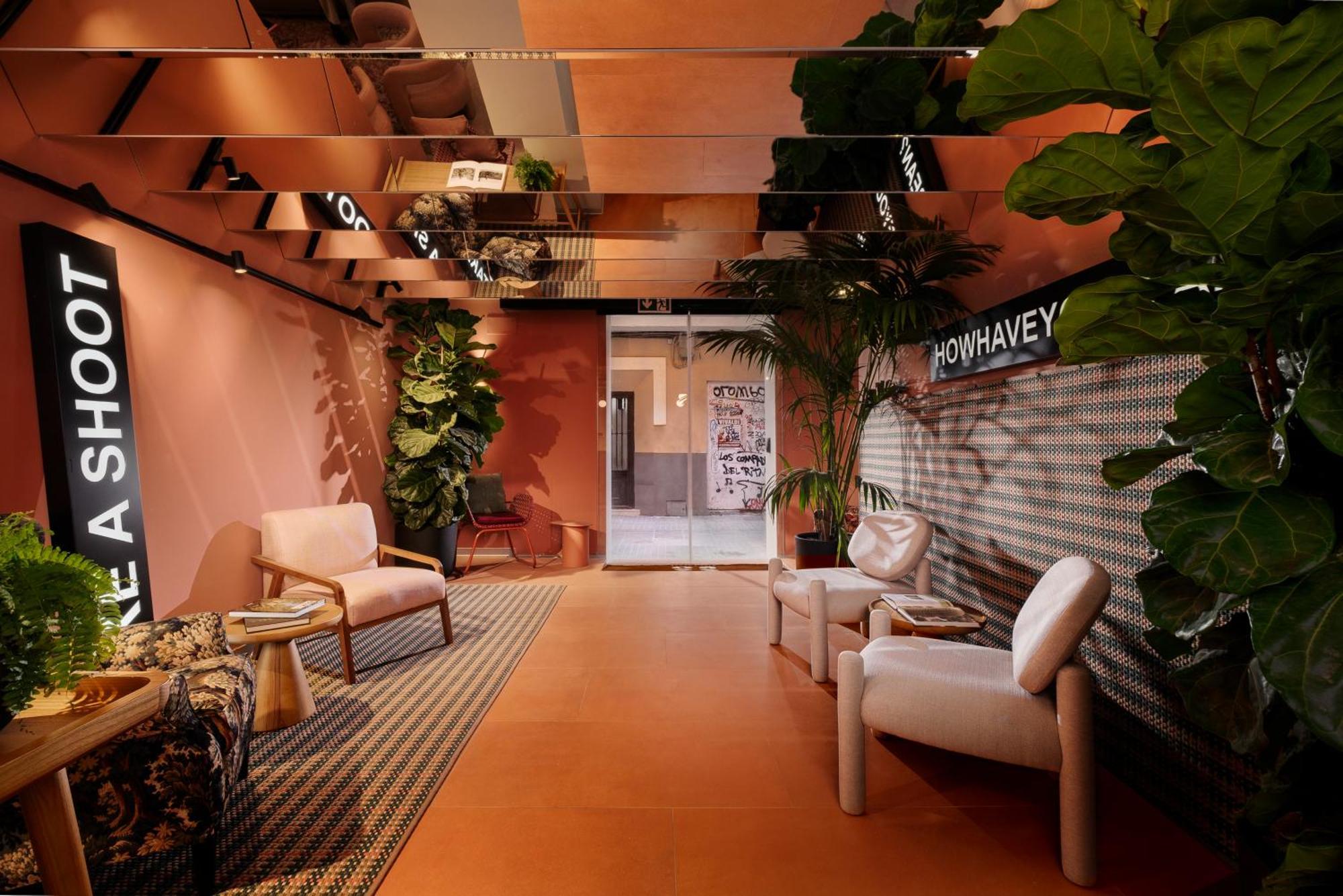 Coeo Hernan Ruiz Rooftop Pool Hostel Malaga Exterior photo