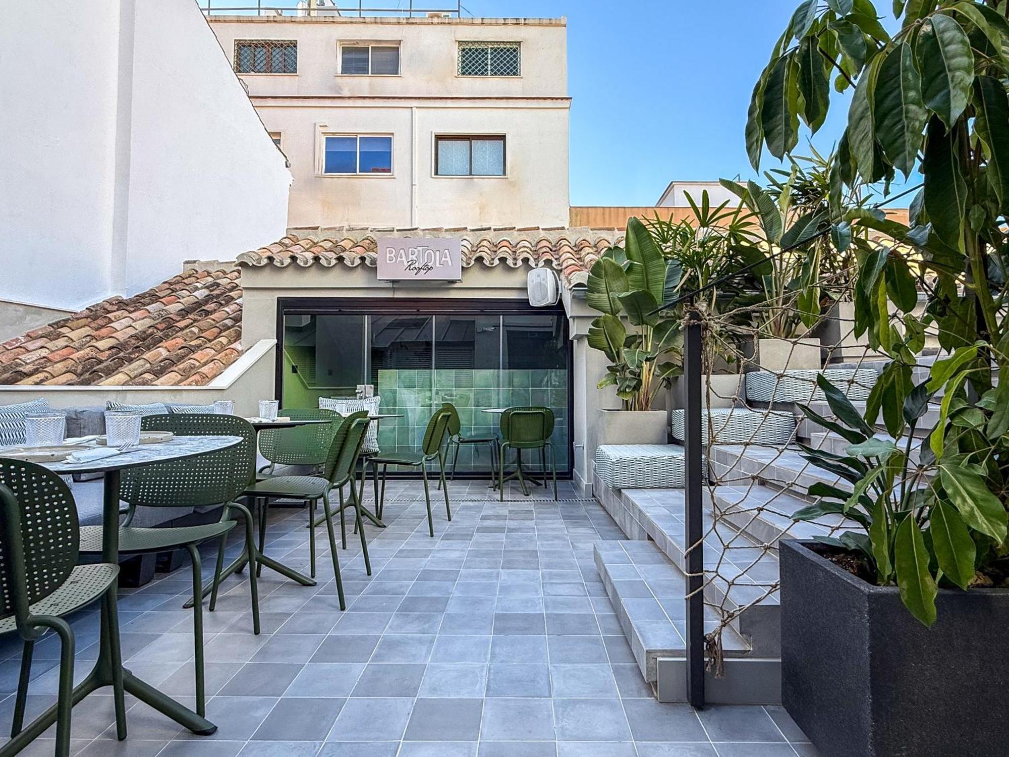 Coeo Hernan Ruiz Rooftop Pool Hostel Malaga Exterior photo